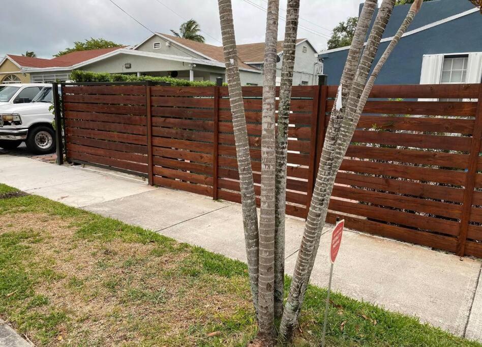 Cozy 1-Bedroom Rental In Miami Exterior foto